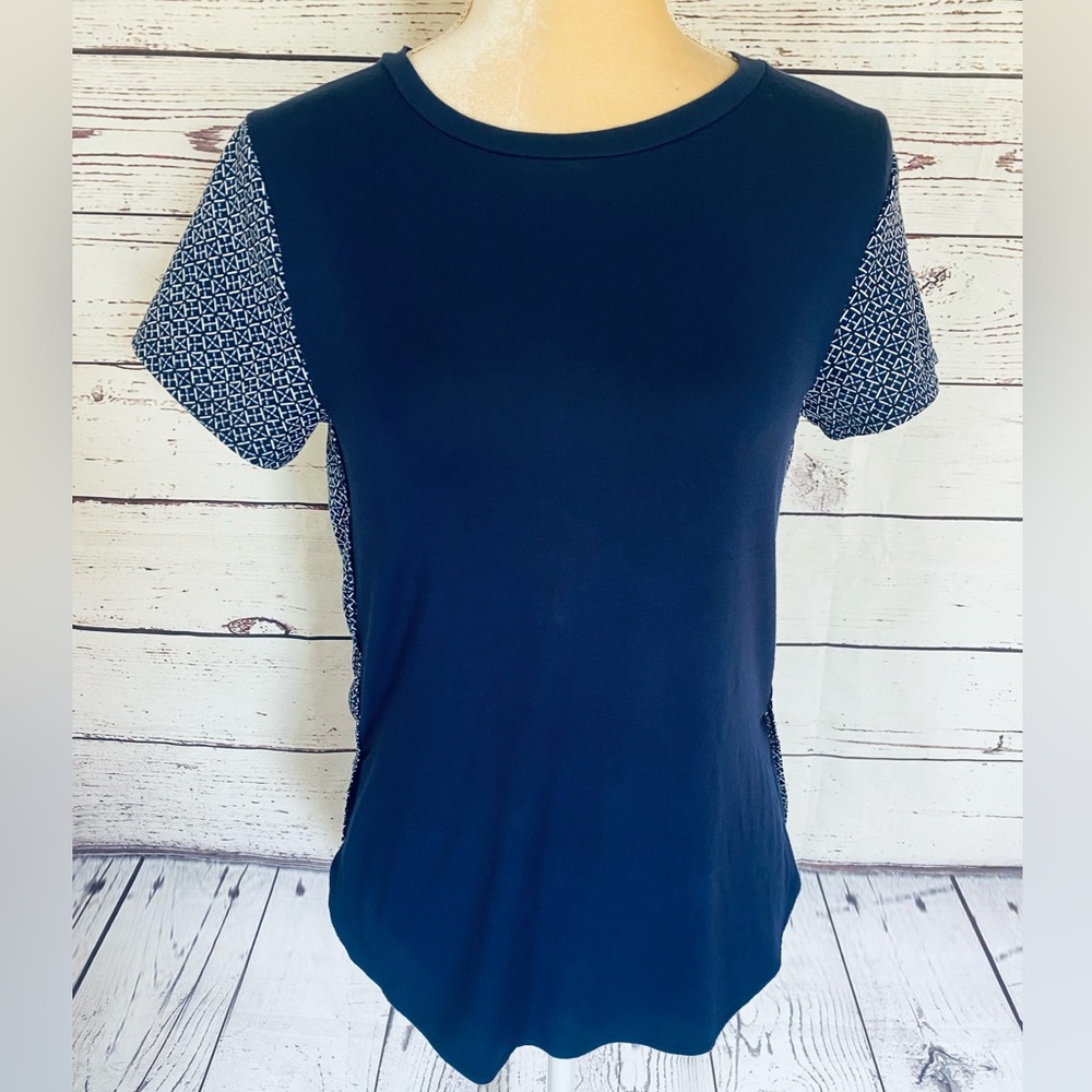 Women’s XS Blouse The Limited Blue White Short Sleeves Soft Front Silky Back